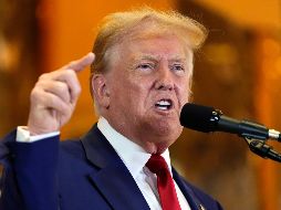 Esa orden afecta a Trump y a otros ocho acusados en este caso y complica la posibilidad de que el proceso tenga lugar antes de las presidenciales del próximo de noviembre. AP / J. Nikhinson