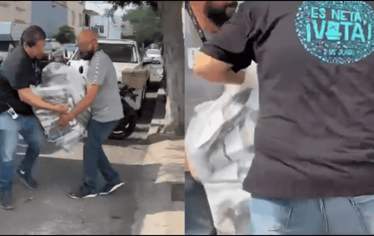 Estas boletas fueron recibidas por el presidente del Consejo Municipal de Guadalajara del IEPC y el representante del partido Movimiento Ciudadano (MC), el regidor Armando Aviña. X/@juncalssolano