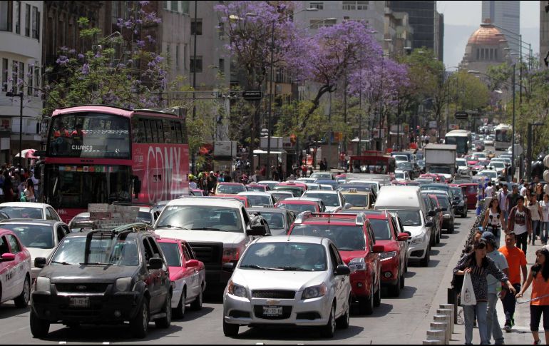 Al repsetar las reglas del programa Hoy No Circula se contribuye a disminuir la emisión de contaminantes. SUN