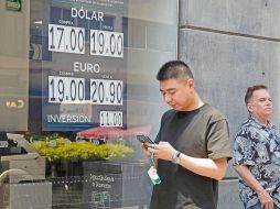 Elecciones y reformas devalúan al peso a su peor nivel en cuatro años