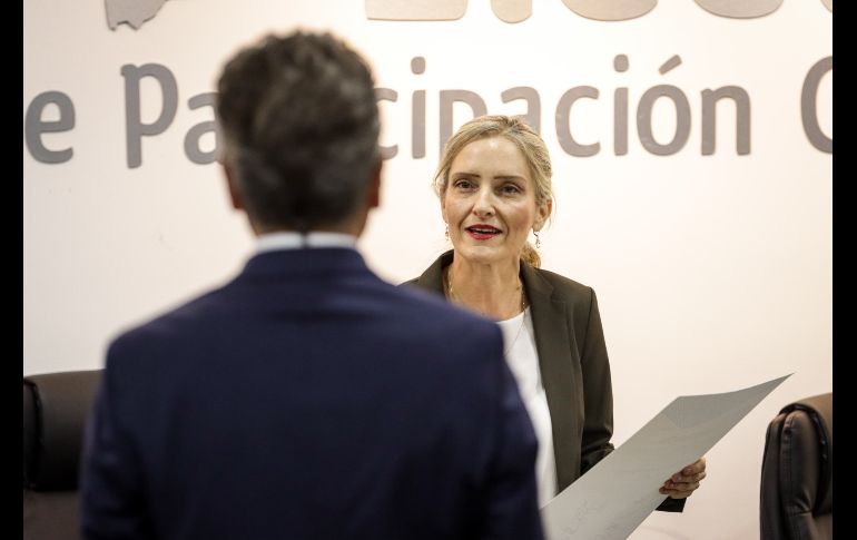 Lemus insistió en que mantendrá una coordinación directa con la Presidenta electa, Claudia Sheinbaum, con quien habrá apertura de diálogo para abordar los distintos temas que se requieran a lo largo de la administración. EL INFORMADOR / ARCHIVO