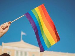 Conocer el significado de cada una de las siglas LGBTQ+ es importante para entender a profundidad la diversidad sexual. UNSPLASH/ Stavrialena Gontzou