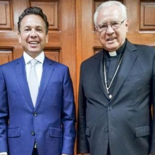 Pablo Lemus se reúne con el arzobispo Robles Ortega