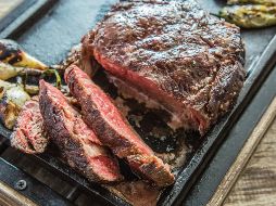 Estos son los mejores restaurantes de carnes y cortes para celebrar el Día del Padre este fin de semana. SUN / ARCHIVO