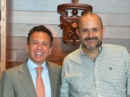 El gobernador electo de Jalisco, Pablo Lemus, y el rector de la UdeG, Ricardo Villanueva, se reunieron ayer en la oficina del líder universitario, quien hoy ofrecerá su Quinto Informe de Actividades. X/PabloLemusN