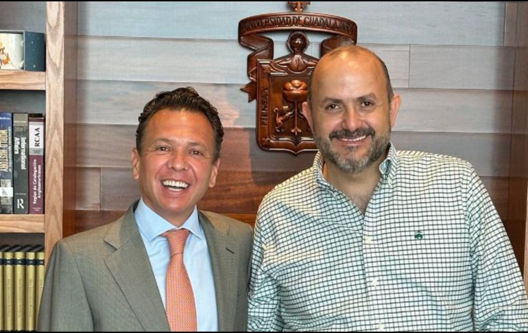 El gobernador electo de Jalisco, Pablo Lemus, y el rector de la UdeG, Ricardo Villanueva, se reunieron ayer en la oficina del líder universitario, quien hoy ofrecerá su Quinto Informe de Actividades. X/PabloLemusN
