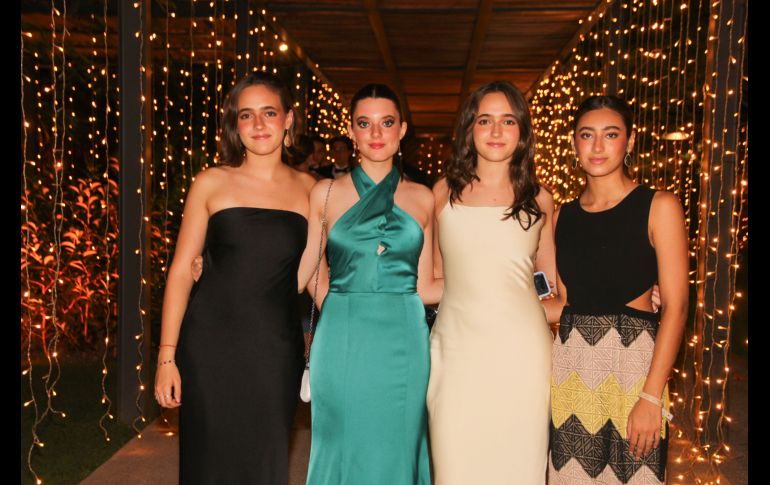 Inés Ugarte, Jimena Sándoval, Jimena Ugarte e Isabella Orendaìn. GENTE BIEN JALISCO/ Esmeralda Ecamilla
