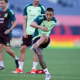 'Piojo' Alvarado, enfocado con Selección y Chivas