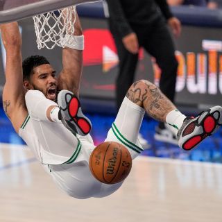 Los Celtics vuelven a vencer a los Mavericks y están a un triunfo del título