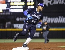 Maikel Serrano pegó un cuadrangular que en la tercera entrada empató el juego e inició el camino a la victoria. CORTESÍA/Charros de Jalisco