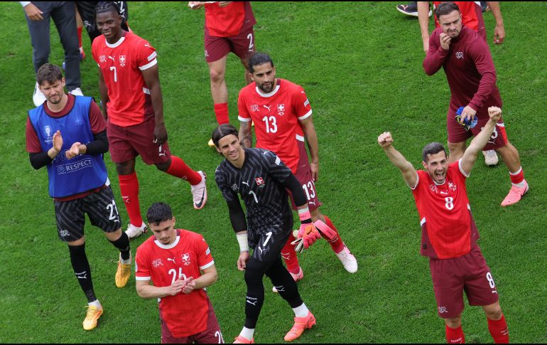 El conjunto Suizo venció a la selección de Hungría en el cierre de la primera jornada para el Grupo A. EFE / OLIVIER MATTHYS