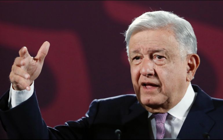 Las reformas de López Obrador podrían ser aprobadas en septiembre, convirtiéndose, según los expertos, en uno de los cambios más grandes de la historia al querer modificar 53 artículos constitucionales. EFE/ S. Gutiérrez.