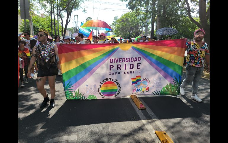 El contingente salió desde la Minerva por López Mateos rumbo a la explanada del Hospicio Cabañas. EL INFORMADOR/M.HERNÁNDEZ