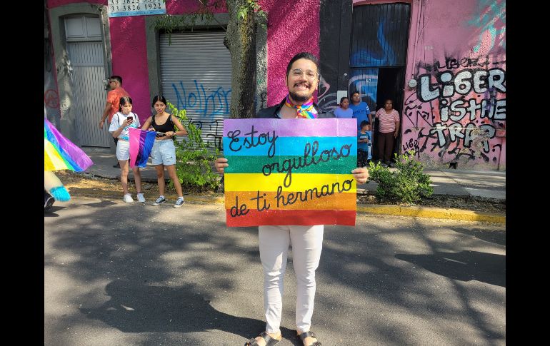 El contingente salió desde la Minerva por López Mateos rumbo a la explanada del Hospicio Cabañas. EL INFORMADOR/M.HERNÁNDEZ