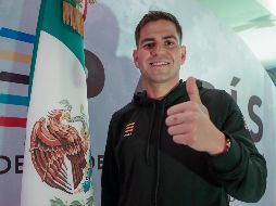 Duilio ganó el oro en la final de relevos mixtos en el Mundial de Egipto, junto a Mariana Arceo. EFE/I. Esquivel