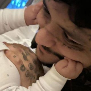 Christian Nodal dedica este mensaje a Inti en el Día del Padre