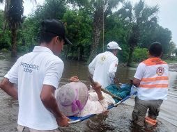 Pero las lluvias torrenciales que han caído durante la mañana del domingo han provocado que el afluente se encuentre a su nivel máximo nivel, por lo que los lancheros que cruzan a mexicanos y guatemaltecos entre ambos países, han evitado cruzarlo. SUN / ARCHIVO