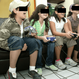 A esto se debe el dolor por problemas de postura en los niños