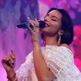 Confirman que Ángela Aguilar se tatuó iniciales de Christian Nodal