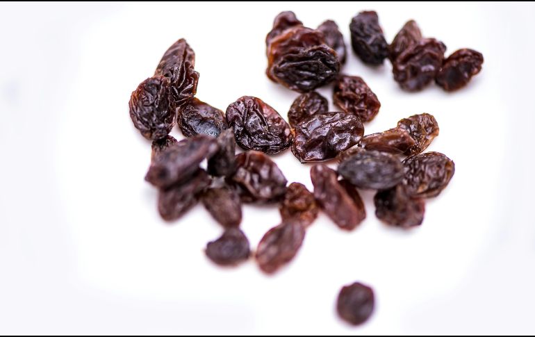 Si no estás acostumbrado a consumirlas, deberás comenzar de manera gradual para evitar problemas de digestión. UNSPLASH/Erda Estremera