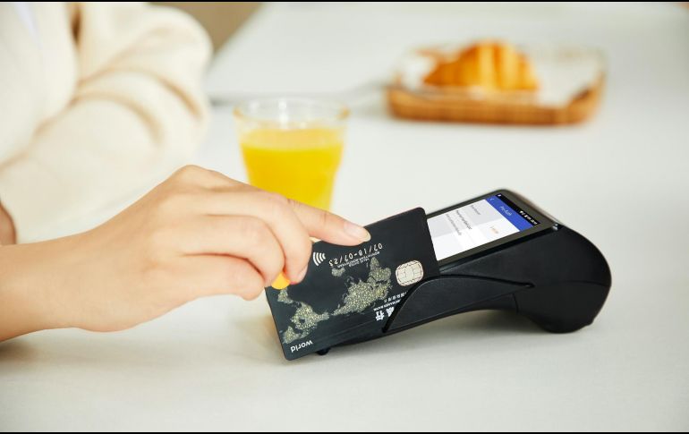 Hay algunas tarjetas que no te piden este requisito. UNSPLASH / M. OFlynn