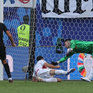 Croacia vuelve a estrellarse, ahora contra una sorpresiva Albania