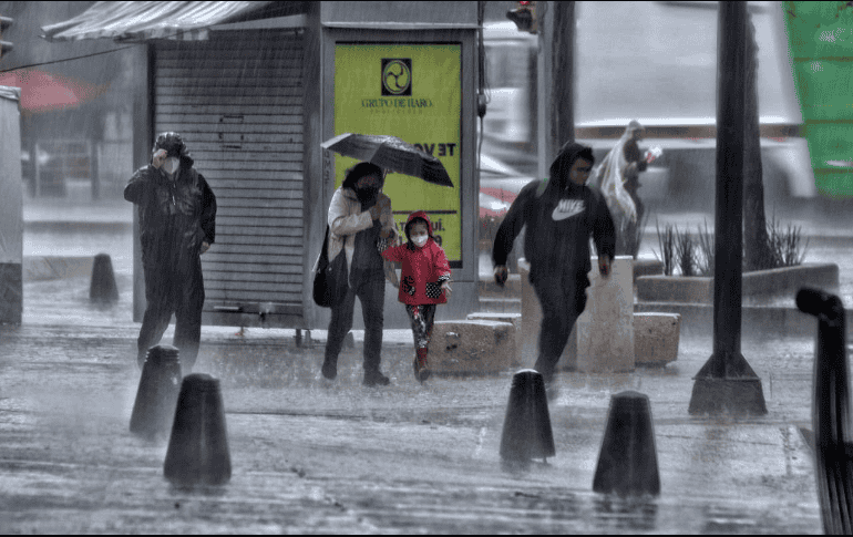 De acuerdo a los pronósticos elaborados, la semana que viene será de lluvias para Guadalajara y de baja en las temperaturas. SUN / ARCHIVO