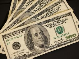 La moneda mexicana en los mercados internacionales cerró este viernes en 18.11 unidades por dólar. ESPECIAL / Foto de engin akyurt en Unsplash