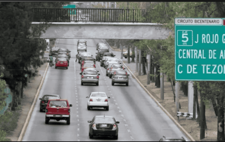 No en todas las entidades pueden verificarse autos foráneos, por lo que implica un gasto extra para los conductores. NOTIMEX/ARCHIVO.