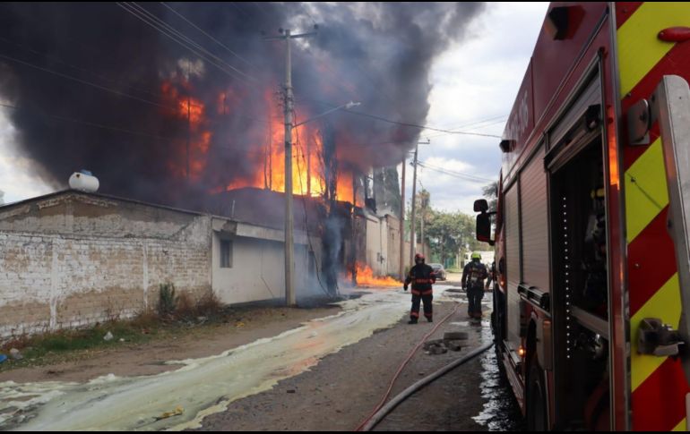 Prisciliano González, comandante de la corporación del municipio, informó que no hubo personas lesionadas por el incendio. ESPECIAL
