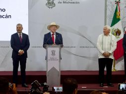 Ken Salazar insistió en que debe haber seguridad para los trabajadores estadounidenses, tras la agresión de días pasados. ESPECIAL / X / VÍCTOR VILLALOBOS