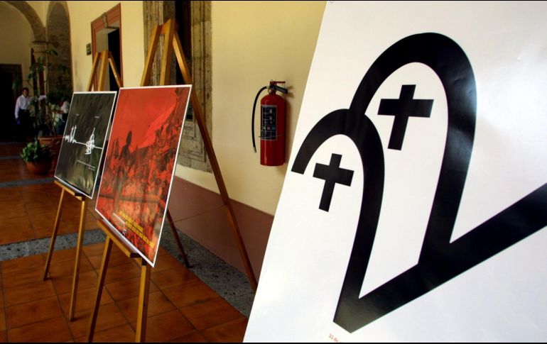 Las explosiones del 22 de abril fue uno de los temas que inspiraron los carteles de Hematoma. EL INFORMADOR/Archivo