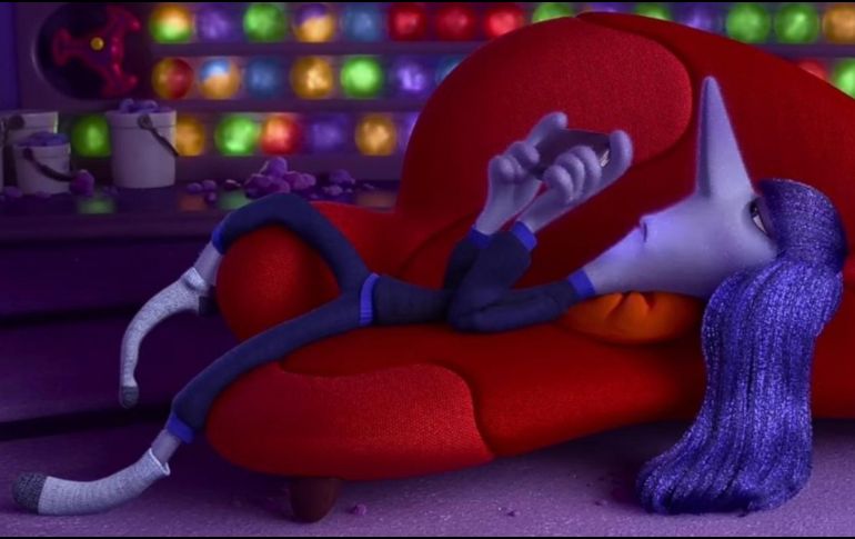 Aunque el aburrimiento a menudo se asocia con la falta de compromiso y la apatía, y puede ser una señal de que necesitamos cambiar de rumbo, la película nos muestra una fuerte herramienta en “Ennui” para lidiar con el estrés y la sobre exposición. Disney/Pixar