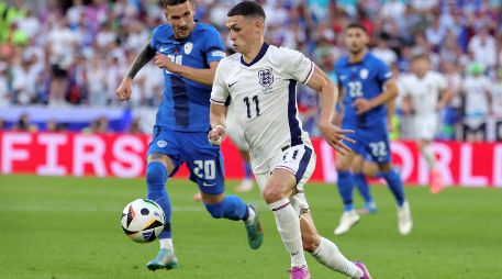 Inglaterra califica a los octavos de final como primer lugar de su sector con 5 puntos. EFE/ O. MATTHYS.