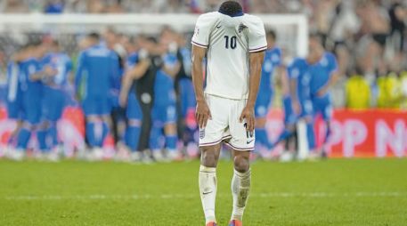 Jude Bellingham se lamentó por las oportunidades fallidas de Inglaterra ante una férrea Eslovenia. AP
