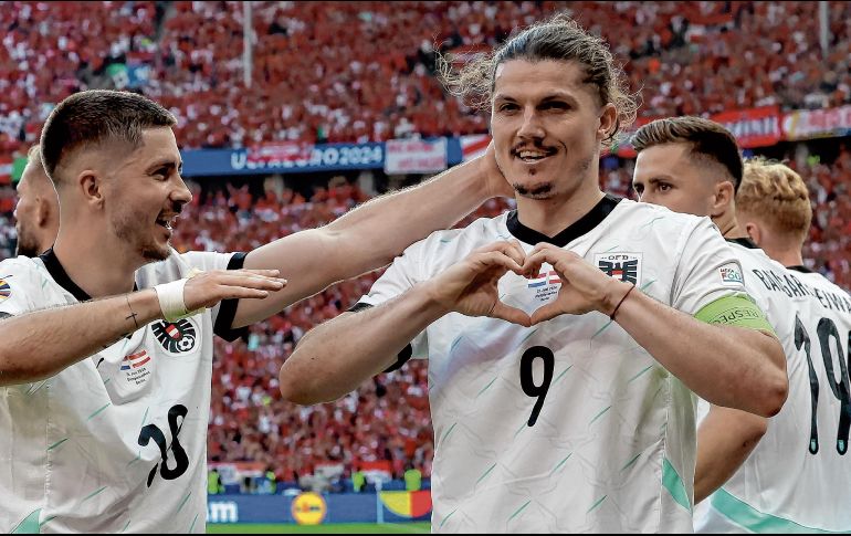 Marcel Sabitzer (#9) marcó el gol del triunfo y del liderato para el equipo austriaco. EFE