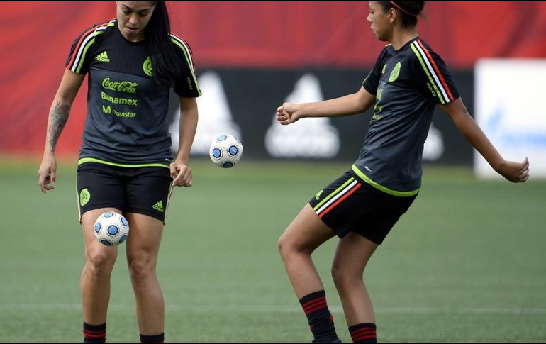 Kenti Robles calentando en el marco de la Copa Mundial Femenina de la FIFA 2015, en Monto, Canadá. EL INFORMADOR / ARCHIVO