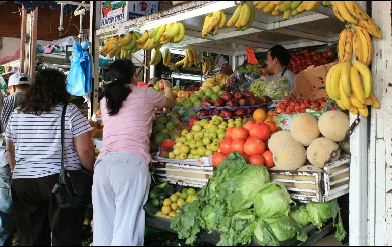 Esta fruta está compuesta por aproximadamente un 90% de agua, lo que lo convierte en un excelente alimento para mantener la hidratación del cuerpo. EL INFORMADOR / ARCHIVO