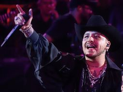 Christian Nodal inició su gira por Europa con un concierto 