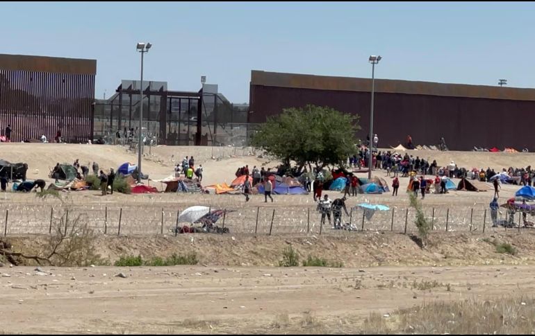 Cualquier noticia como la de regularizar a familias, abre la esperanza para los migrantes, pero también provoca que se distorsione la información. SUN / ARCHIVO