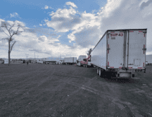 En el municipio de Tlajomulco de Zúñiga se encontraron dos tomas clandestinas con mangueras que conectaban a un inmueble, en total fueron asegurados 79 mil 270 litros de gasolina regular. ESPECIAL