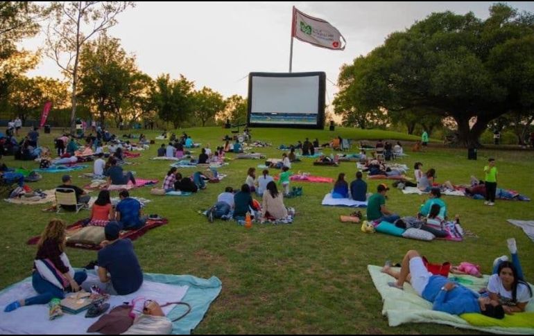 Esta es la cartelera de cine al aire libre para la primera semana de julio. ESPECIAL / Facebook Soy Tapatía