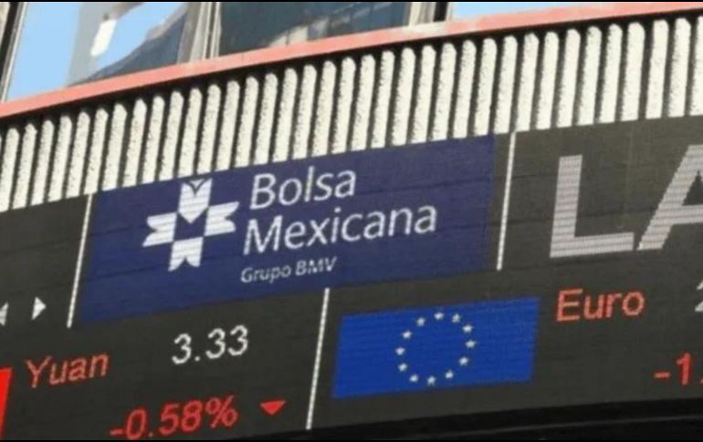 En la jornada, el peso se apreció un 0.5 % frente al dólar, al cotizar en 18.18 unidades por billete verde, tras valuarse en los 18.27 en la sesión previa, según datos del Banco de México. EFE / ARCHIVO