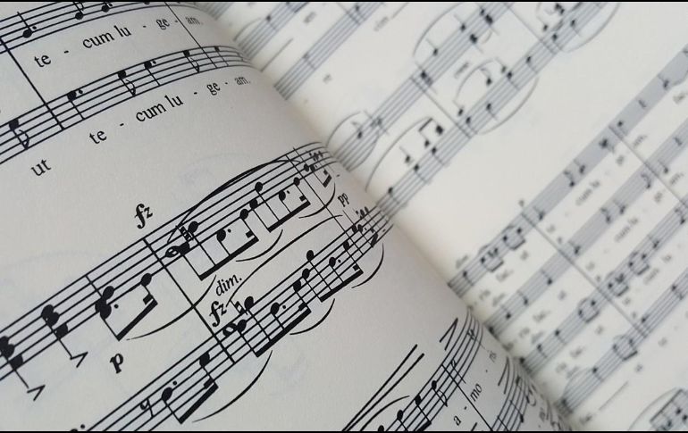 El estudio cuantitativo de las canciones populares de Estados Unidos muestra la disminución de complejidad en la melodía, aunque esto no significa que no haya complejidad en otros elementos, señalaron los investigadores. ESPECIAL / Imagen de Pusteblume0815 en Pixabay