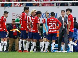 El torneo aún no ha iniciado para las Chivas, pero las malas noticias ya se presentaron en el entorno rojiblanco. IMAGO7