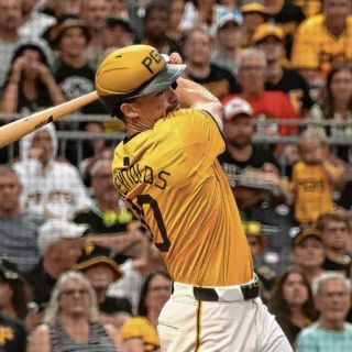 Los Piratas pegan siete cuadrangulares