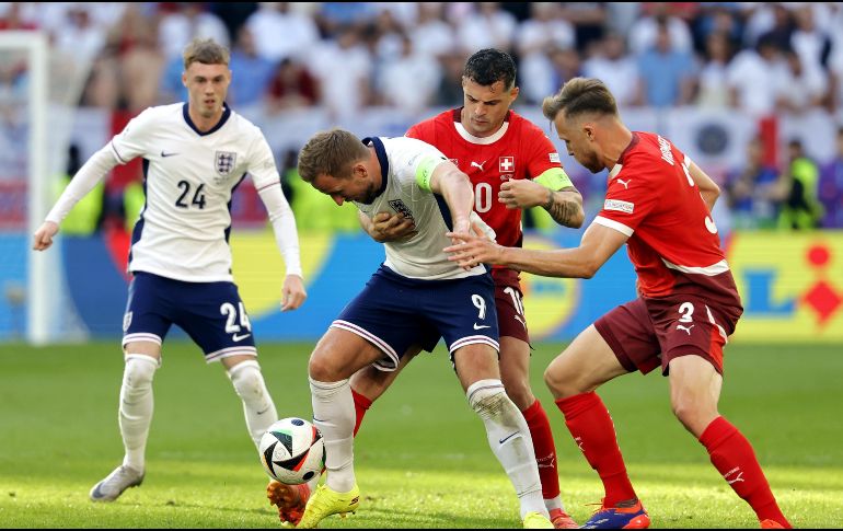 Los ingleses perdieron la final de la Eurocopa en el 2021 ante Italia también en penales, y ahora espera a su rival de la próxima ronda el miércoles en Dortmund. EFE / R. Wittek