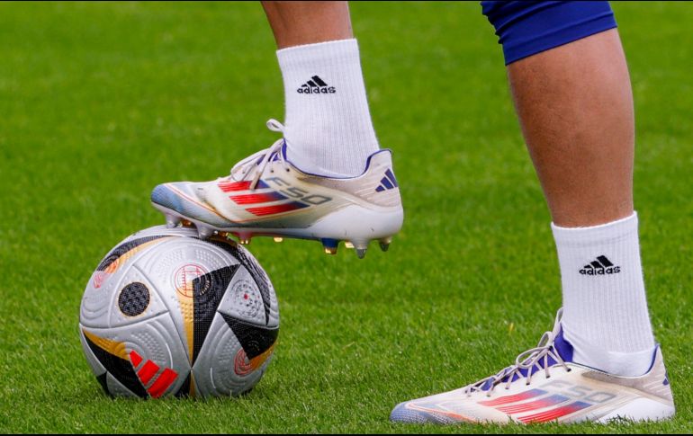 Los Cuartos de Final de la Eurocopa han concluido y, tras cuatro partidos que estuvieron sumamente reñidos, España, Inglaterra, Francia y Países Bajos continúan en la disputa por conseguir el título de la Eurocopa 2024. EFE / J. Guillén