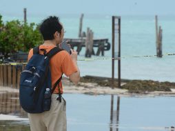 Después de la tempestad el turismo regresó a las playas, los comercios abrieron y la luz se restablecerá en su totalidad hoy. XINHUA/A. Jasso