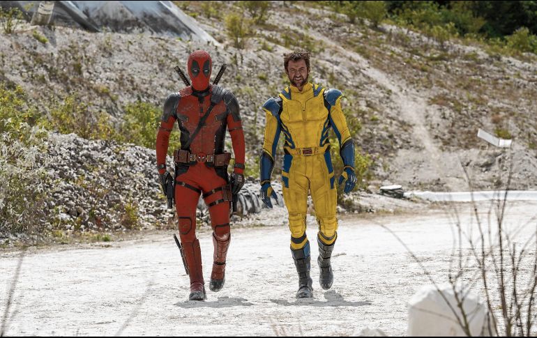 Escena de la cinta “Deadpool y Wolverine”, protagonizada por Ryan Reynolds (izquierda) y Hugh Jackman (derecha). CORTESÍA